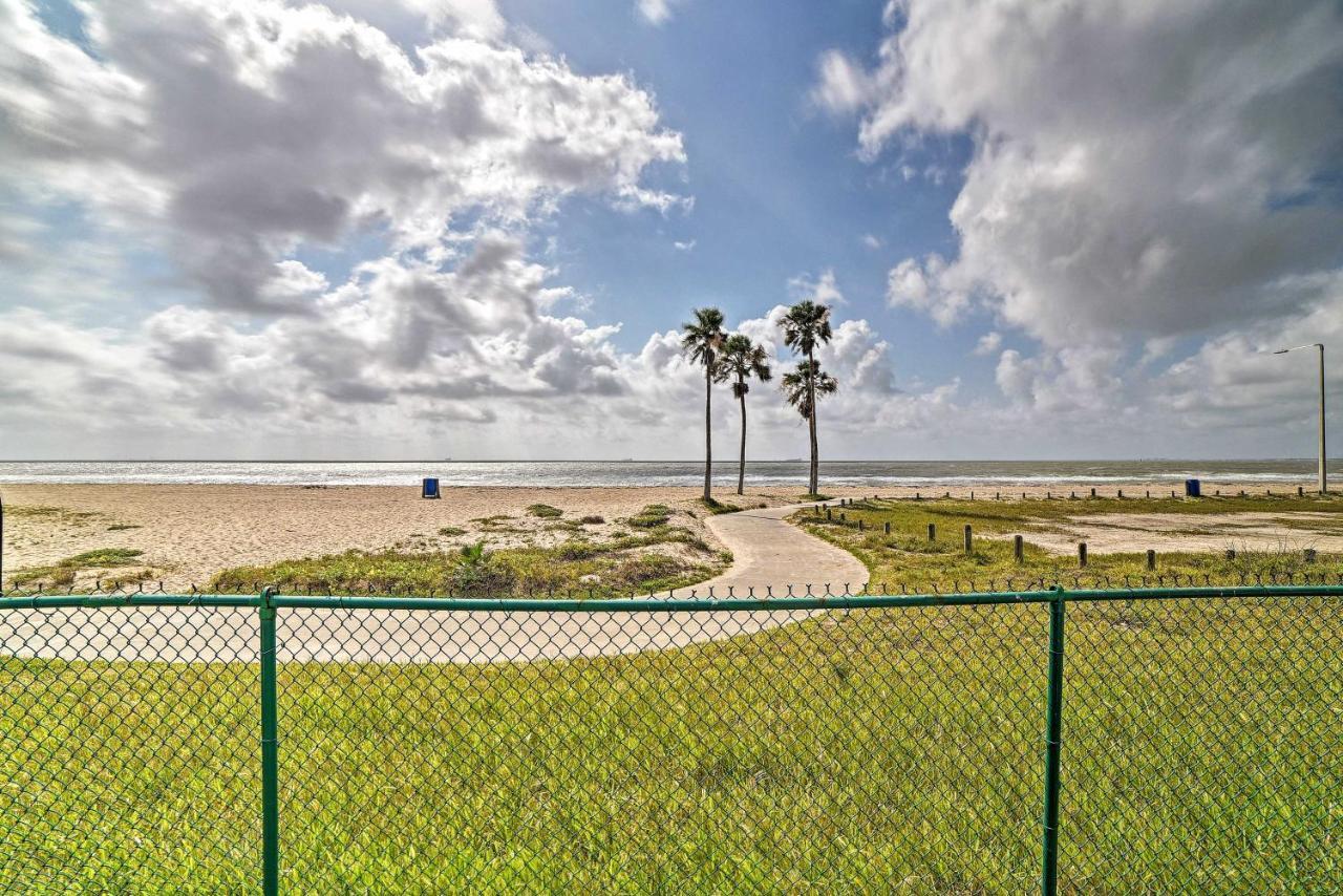 Updated Front Beach Condo With Resort Amenities! คอร์ปัสคริสตี ภายนอก รูปภาพ