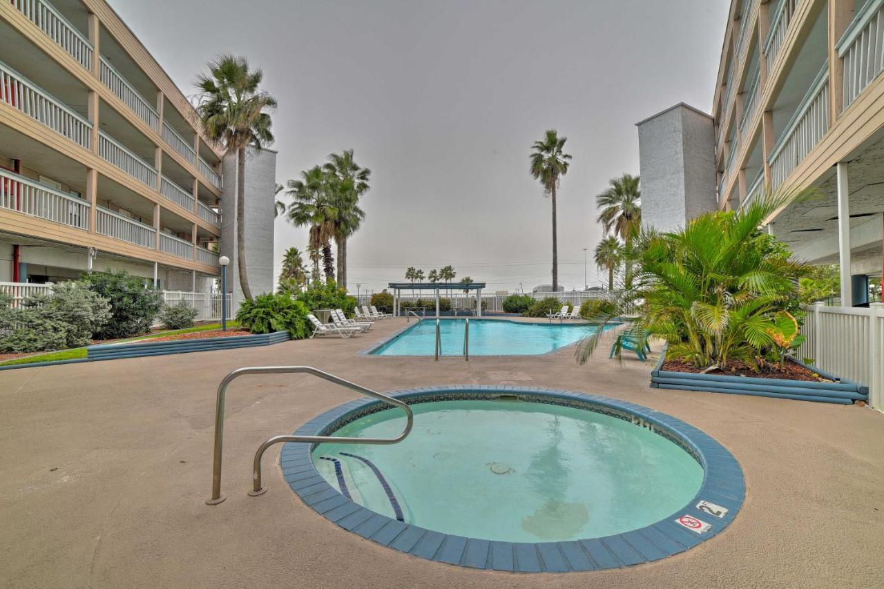 Updated Front Beach Condo With Resort Amenities! คอร์ปัสคริสตี ภายนอก รูปภาพ