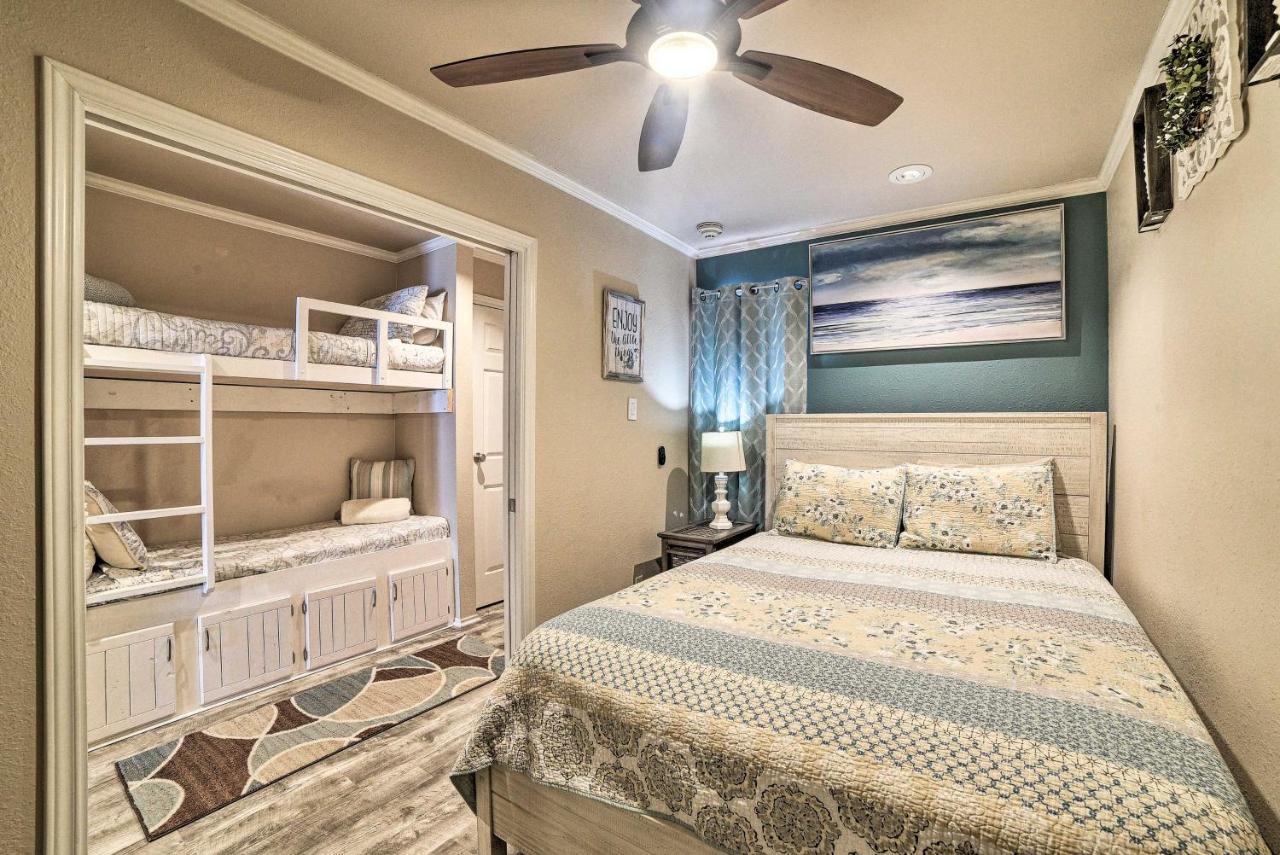 Updated Front Beach Condo With Resort Amenities! คอร์ปัสคริสตี ภายนอก รูปภาพ